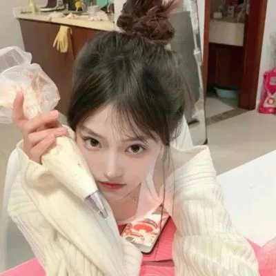 推动摇篮的手
